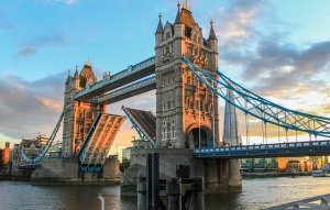 tower-bridge-980961_640